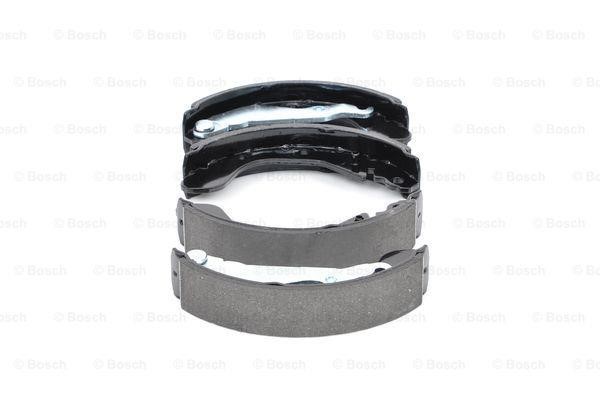 Комплект тормозных колодок BOSCH 0 986 487 923