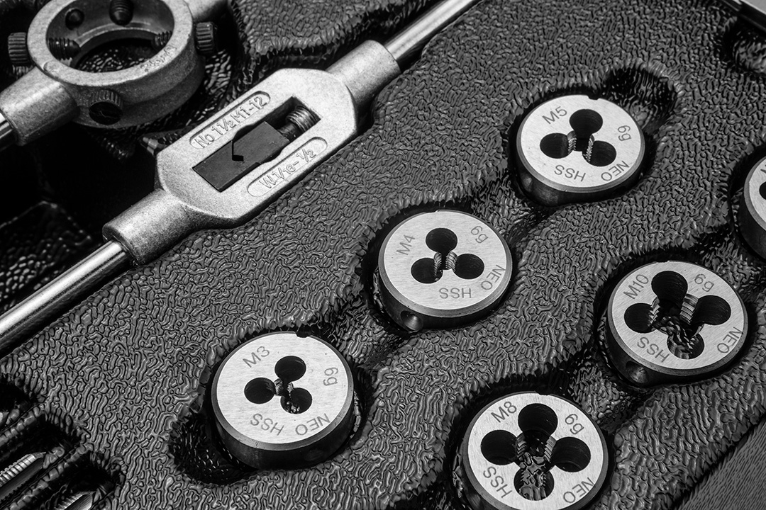Плашки и метчики, набор 31 шт. Neo Tools 84-246 - Фото #12