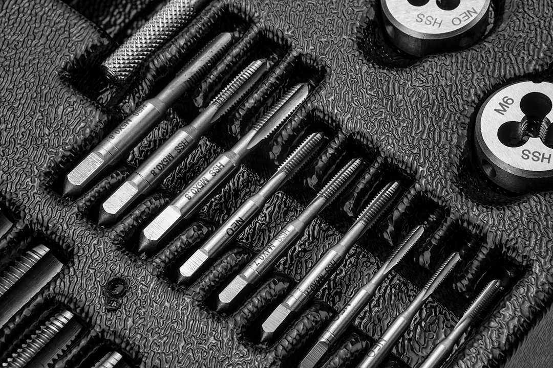 Плашки и метчики, набор 31 шт. Neo Tools 84-246 - Фото #15