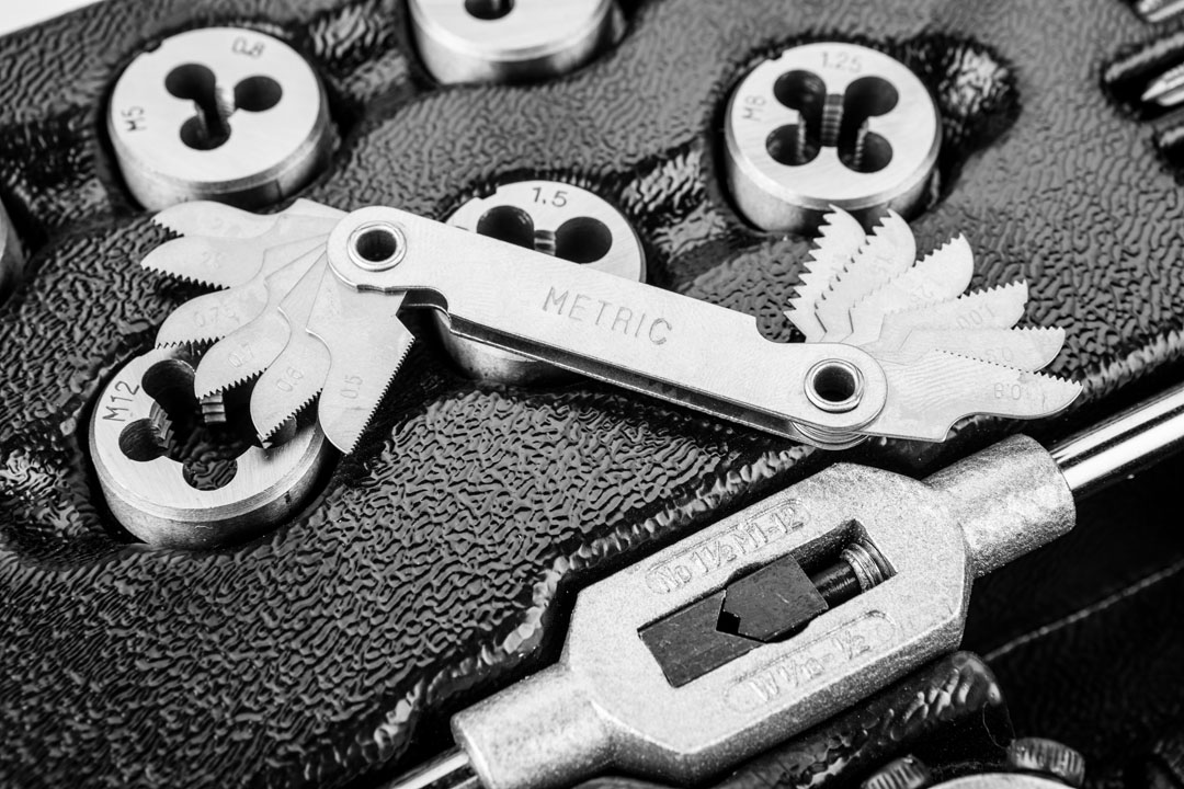 Плашки и метчики, набор 31 шт. Neo Tools 84-246 - Фото #2