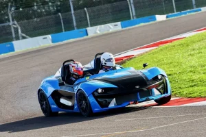 Zenos повернувся: британський трек-кар подорожчав майже в шість разів