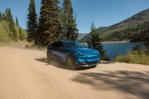 Ford Mustang Mach-E 2027 отримав пакет Trail і більший запас ходу