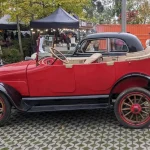 У Львові показали 110-річний автомобіль Willys-Overland