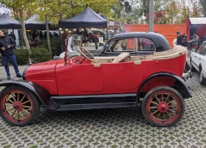 У Львові показали 110-річний автомобіль Willys-Overland